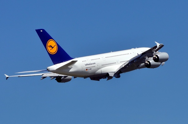 A 380   100.jpg